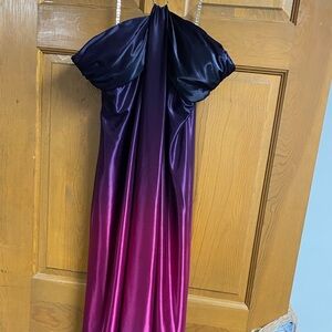 City Triangles full length Maxi dress.  Juniors size 15, dress is like brand new